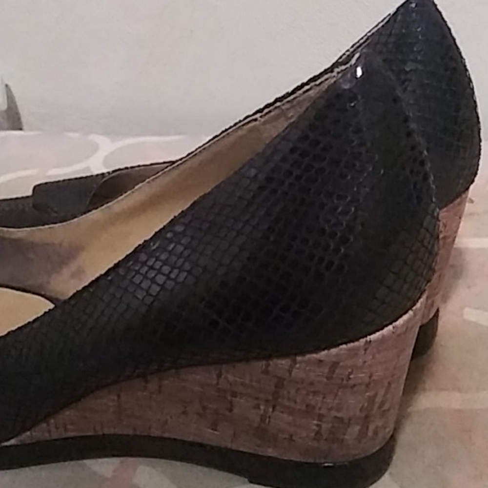 Naturalizer Wedges - Picture 2 of 4